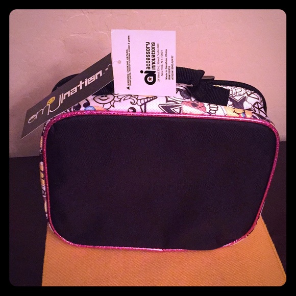 😊ONLY 1! Emojination Lunch Box😊 - Picture 8 of 8